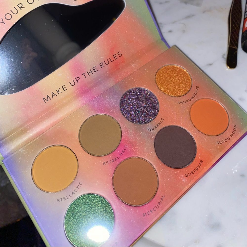Otherworldly Makeup Palette- Fluide